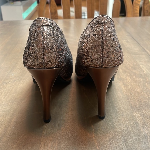 Sparkly brown sequinned high heels - Picture 3 of 5
